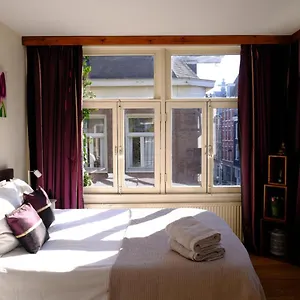 2* Aparthotel Eelhouse Private