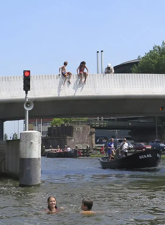 Houseboat Westerdok Amsterdam